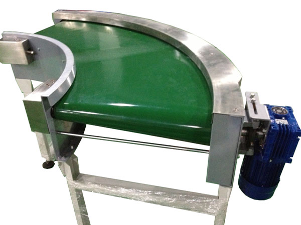 弧形皮带输送机-居中加十字转向输送机-爬坡输送机