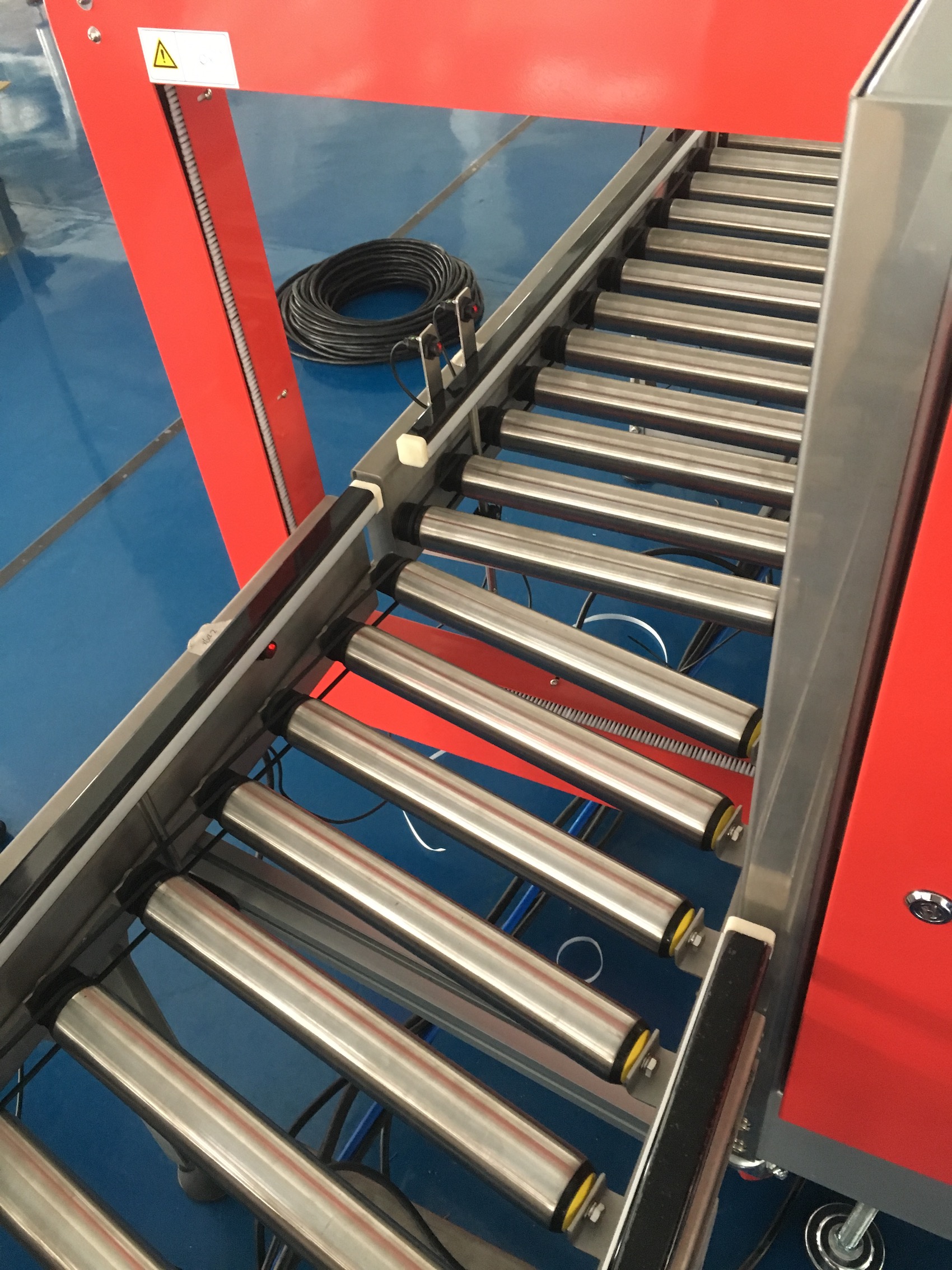 平移输送机-输送整线-链板式输送机