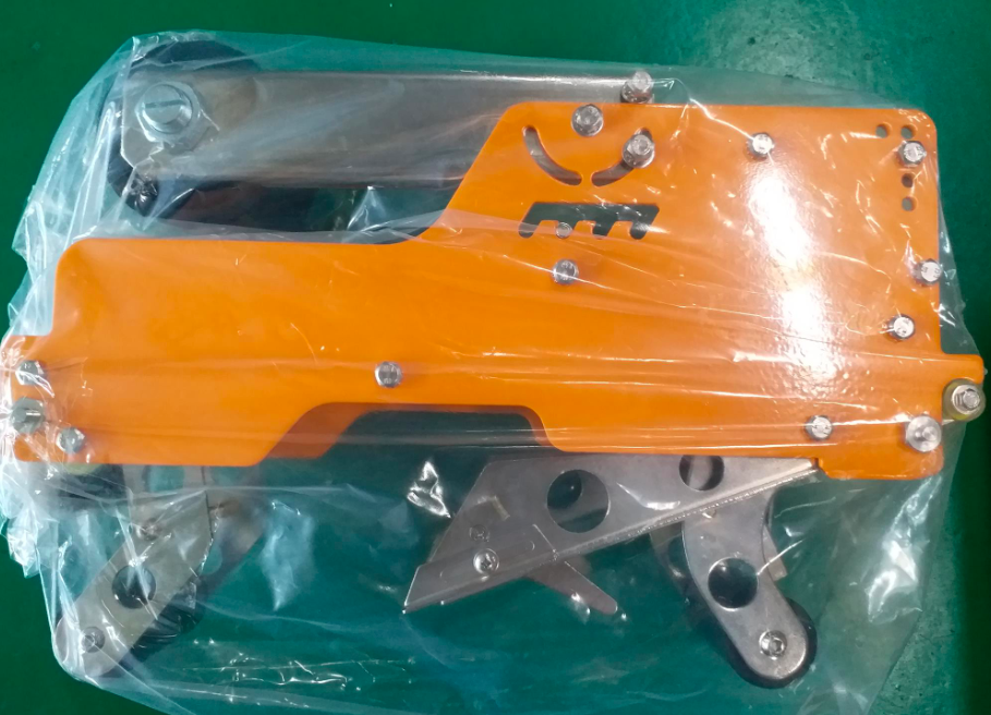 中国台湾昶安贴带器